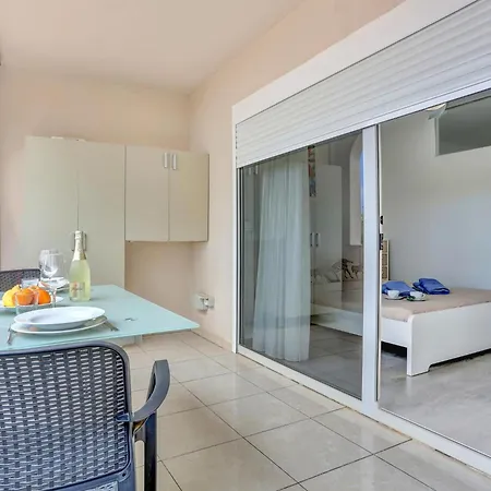 Appartement Little Gem, Panoramic Balcony, Con Air, Pool, Wifi